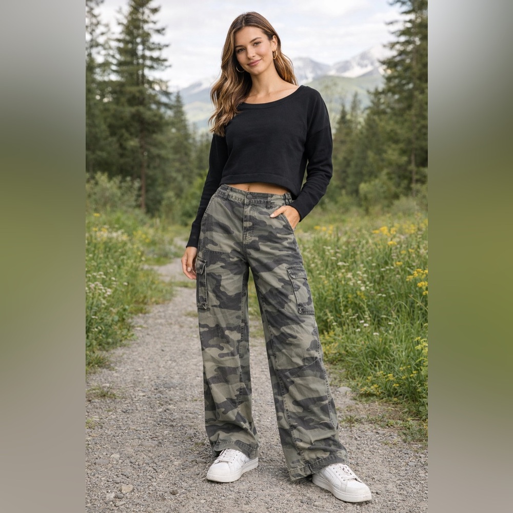 Castro Vintage Camo Cargo Pants Adjustable Waist 30 (34x31) [000273]
